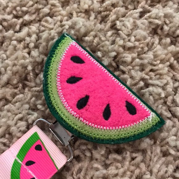 Like new pacifier clip - Picture 2 of 2